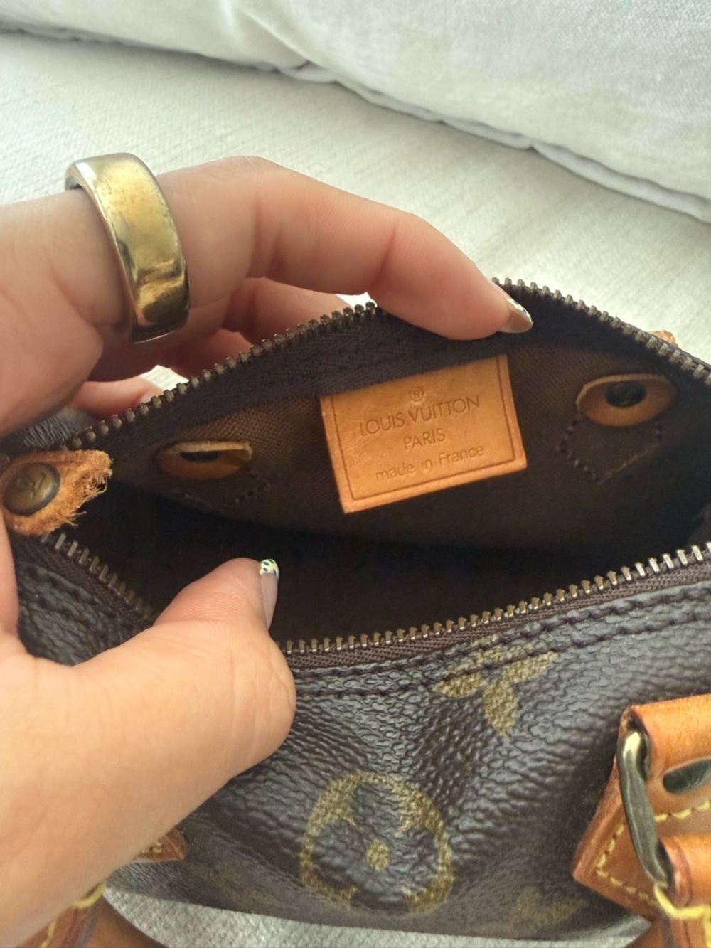 Vintage Louis Vuitton Monogram Mini Speedy Top-Handle Crossbody in Brown and Tan - Picture 2 of 7